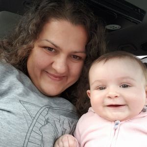 Meet your Posher, Emilia